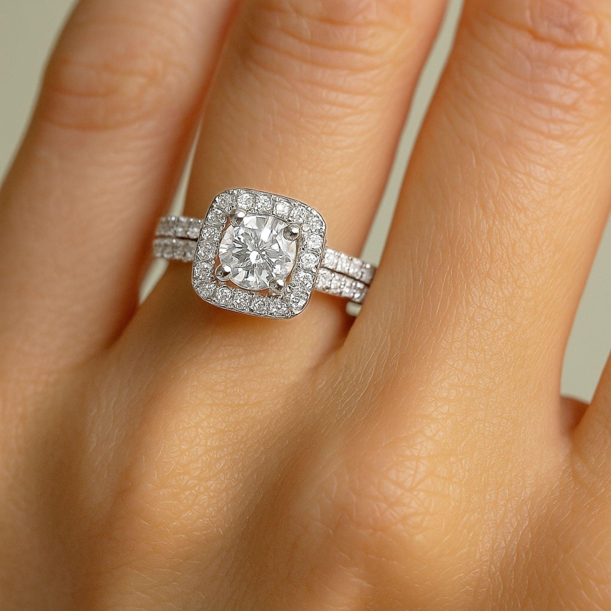 2-Piece Lab-Grown Diamond Bridal Ring Set – 925 Sterling Silver Engagement Ring & Curved Wedding Band